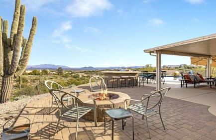 Fountain Hiils 4 Bdrm W/breathtaking Views & Pool! - Foto 1