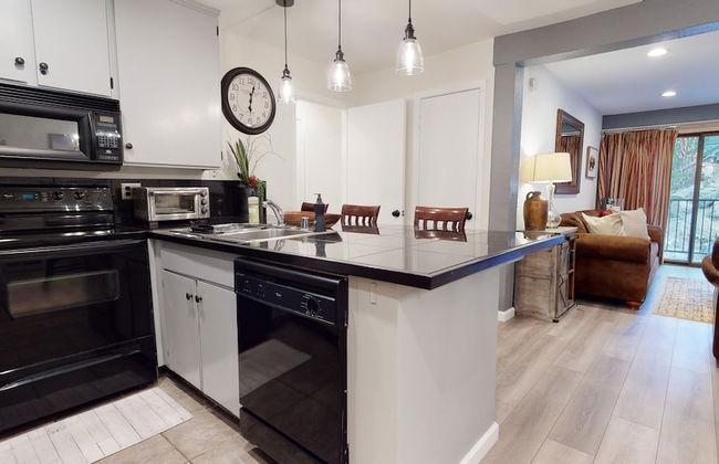 St. Anton Escape - Photo 10