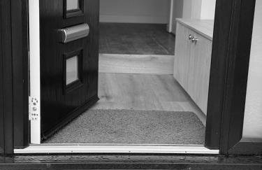 Luxury modern home log fire & outdoor living - Foto 3