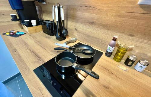 " Studio 5ème Ciel " Vue - Centre Ville - Wifi - Foto 24