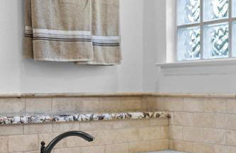 Heated Pool & Spa Mini Golf Bowling Game Room perfect for family - Photo 31