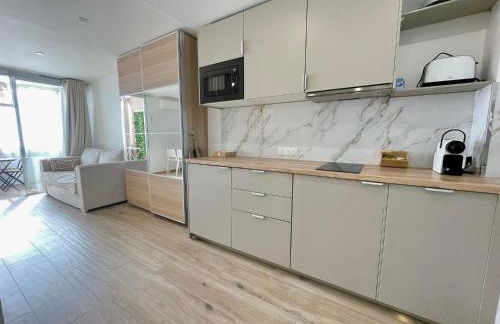 Azur & Chill - à proximité Mer Train Bus Aéroport - Foto 2