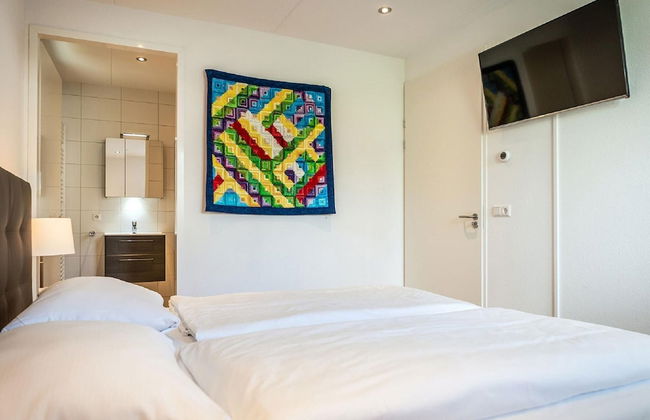 Nice Bungalow With Dishwasher in a Holiday Park 1.2 km. From the sea on Texel - Foto 8