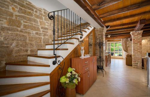 My Villa Ida with pool in Višnjan, Istria - Photo 52