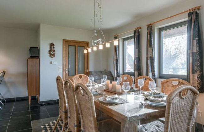 Rustic Family Holiday Home for up to 8 People Located in the Green of the Countryside - Foto 13