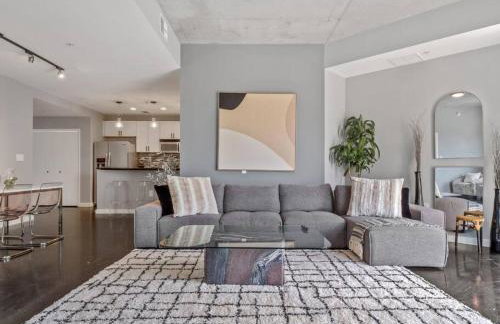 Lovely 2Bdrm 2Bath Thorton Park Condo with secure parking - Foto 3