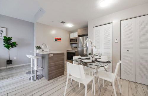Wynwood Amazing Condo Sleeps 5 Close to Beach - Foto 6