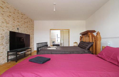 Lavish 2 bed sleeps 5 near Lanark - Photo 9