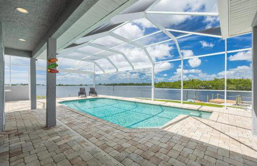 Heaven Found! Stunning River Views & Pool - Villa Island Sunset - Roelens Vacations - Foto 1