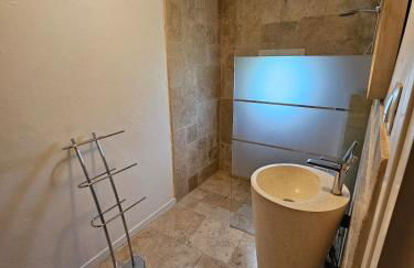 Gîte de caractère tout confort "Au Clos des Ammonites chez Ange&Sébastien " - Photo 10