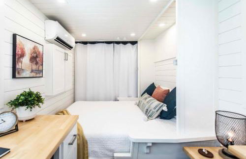 New Oak Grove-Container Retreat - Photo 9