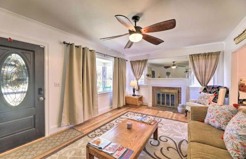 Convenient Jacksonville Home with Yard and Patio! - Foto 6