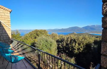 Maison de Charme Vue Exceptionnelle Mer & Montagne - Foto 36