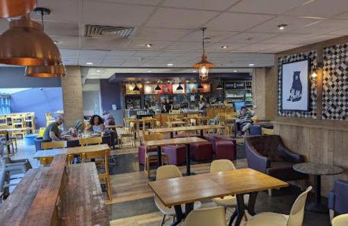 Spacious 2-Bedroom Haven with Modern Amenities in Bradley Stoke - Foto 29