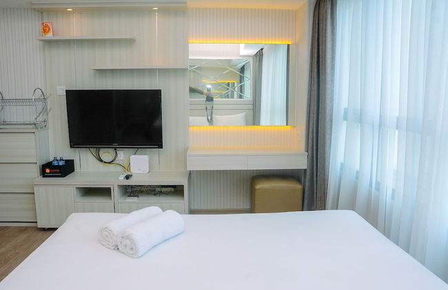 Best Studio with Pool View Springlake Summarecon Apartment - Foto 7