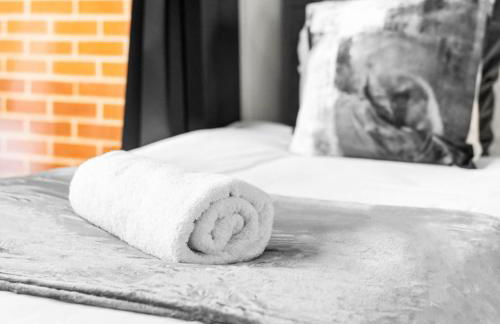 Three Bed House - Parking - Garden - Fast Wi-Fi 19LL - Foto 27