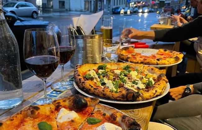 Apartment Sleeps 4 Near Shopping Street - Photo 10