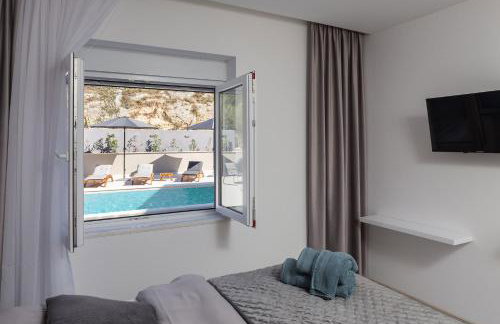 Luxury Apartment Lorena - Private Heated Pool - - Photo 2