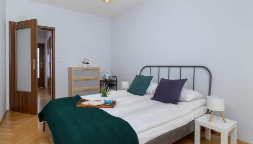 Kazimierza Wielkiego 2-Bedroom Apartment with Parking by Noclegi Renters - Foto 2