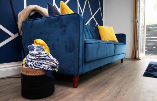 Casa di pietra - Cardiff City centre apartment with patio, Free private parking - Foto 19