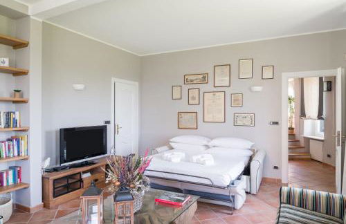 GuestHost - La Riccarda Villa x12 Giardino&Piscina - Foto 5