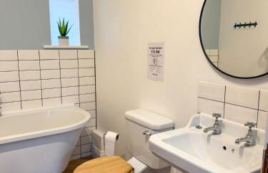 Penthouse Retreat - 2 bed flat, sleeps 4 - Brampton Town Centre, Hadrians Wall - Foto 15