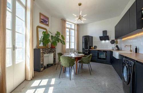 Centre - Parking - 5 min Place Comédie - Tram - Foto 3