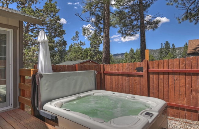 Bear Cub Cottage in Big Bear w/ HotTub & Firepit - Photo 53