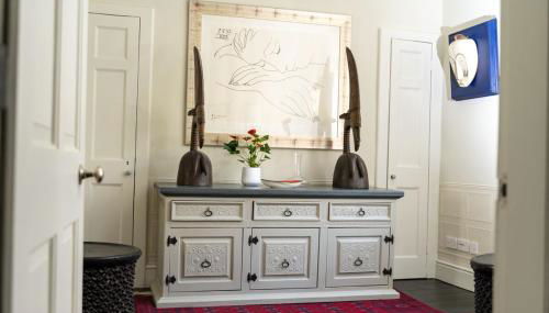 Bespoke Central Town House - Photo 2