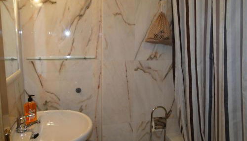 Apartamentos El Pinedo - Foto 5