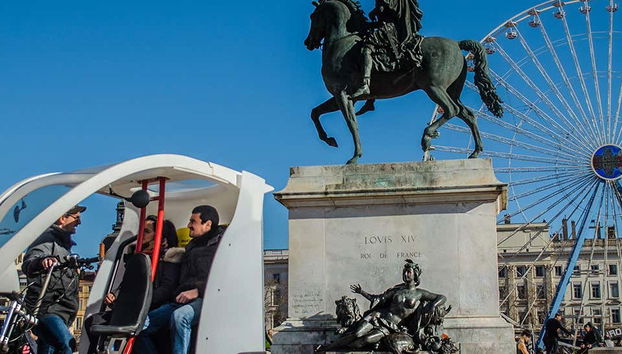 Visite de Lyon en tuk tuk - Photo 2