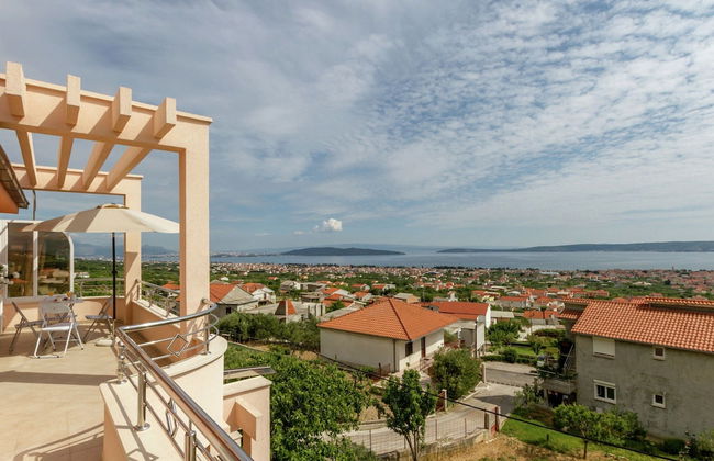 Beautiful Apartment in Between Split and Trogir - Foto 26