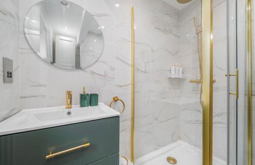 Milton Keynes 3BR, Stylish Home, Sleeps 5, Families Stays, Parking , Fast WiFi - Foto 40