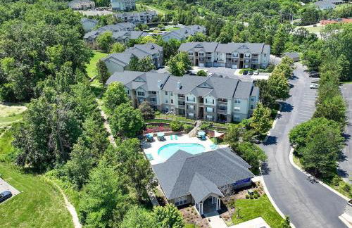 Landing Incredible 2BD Pool Clubhouse - Foto 25