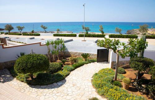 Villa Eleonora con piscina Fronte Mare - Foto 1