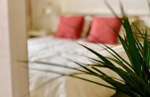 Cuarto Botánico Studio - Shared Pool - Central Island Location - 10 mins drive to Famara and La Santa - Foto 5