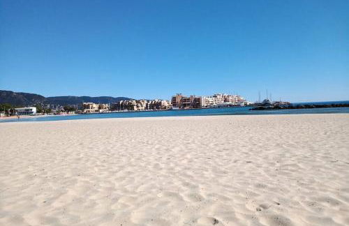 FACE MER ENTRE PLAGE ET MARINA - Foto 27