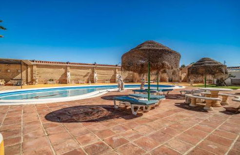 Gorgeous Home In Puente Genil With Wifi - Foto 3