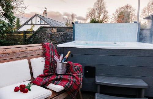 The Old School House, luxury home with hot tub. - Foto 2