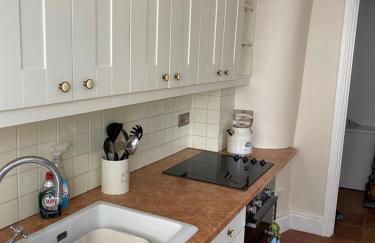 Relaxing Riverside Retreat, Ross on Wye - Photo 5