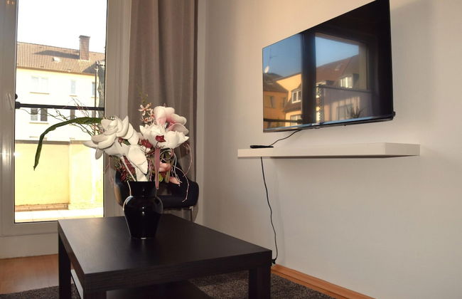 Cosy Apartment in Oberhausen With Balcony - Photo 17