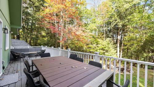 Cozy Mountain Retreat Fireplace Deck Near Lakes - Foto 4