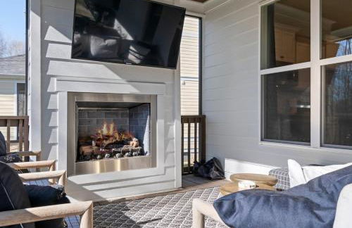 Cottage with 3 King Beds, 3 min to Marina, Fire Pit - Foto 45