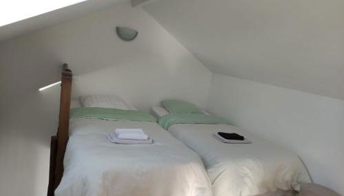 MEZZANINE DU BON ACCUEIL Deux Chambres Avec Parking - Foto 2, towels