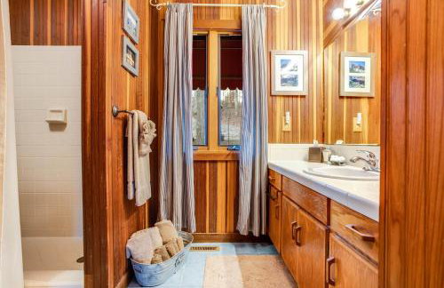 Lakeside Rustic Retreat - Foto 39