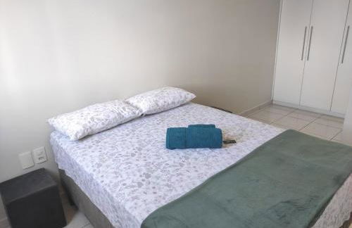 AP com suíte no Sta Mônica próximo ao Parque, COT e Batalhão - Foto 8