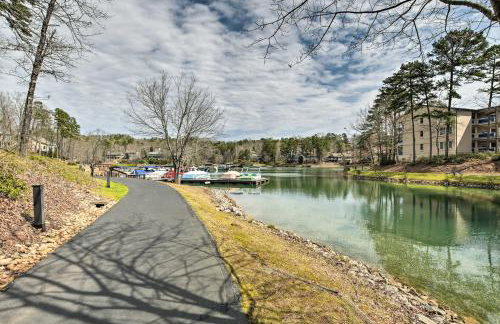 Lake Keowee Resort Condo with Balcony and Pool Access! - Foto 28