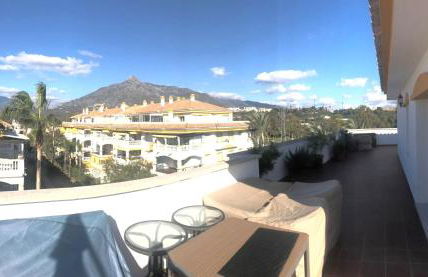Puerto Banus, Superior 3BR Penthouse in Marbella - Photo 4
