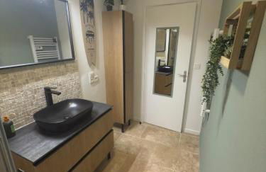 Appartement cosy avec Clim et jardin centre de Gujan - Foto 11