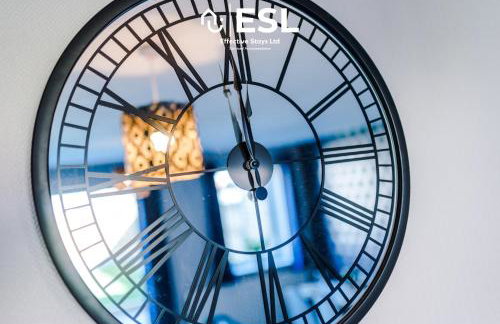 3 Bedroom House with Garden and Driveway Parking - Less than 10 Mins from Chester City Centre - Foto 15